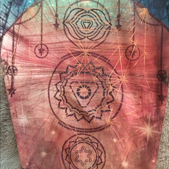 Cosmic Chakra Yoga Leggings from EVCR - Picture 3 of 6